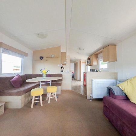 Tattershall Lakes - Hot Tub Breaks Экстерьер фото